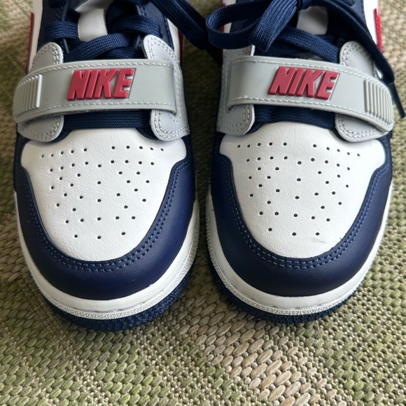 Nike Air Jordan Legacy 312 Youth 6.5 (CD9054-164) - Picture 9 of 12